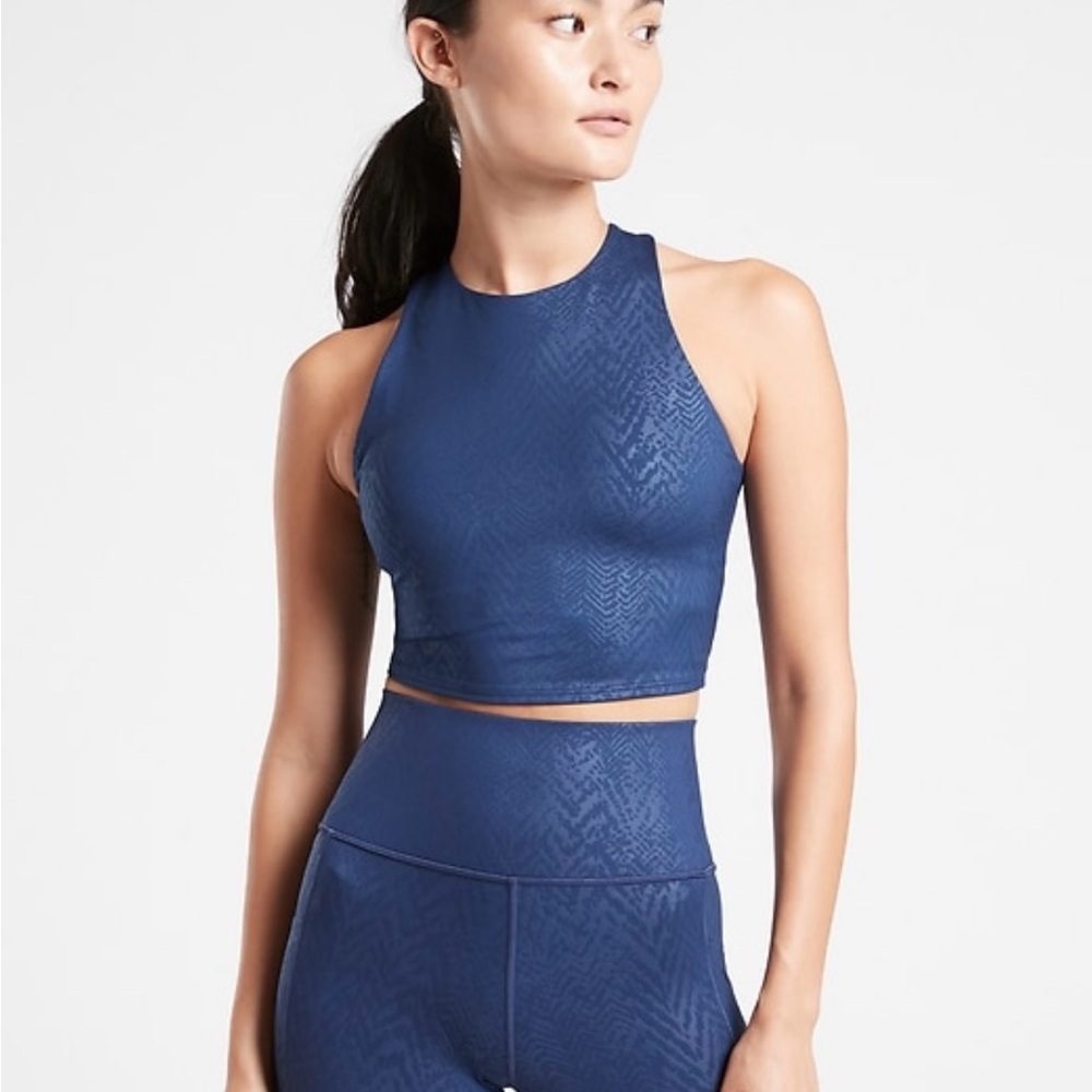 Athleta Conscious Embossed Crop